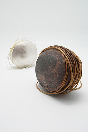 Roll / Brooch and Pendant / Yuki Sumiya [contemporary jewellery and object]