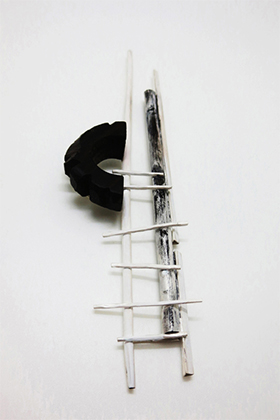 Ladder / Brooch