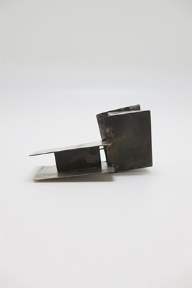 Perfect house / Brooch / Yuki Sumiya [contemporary jewellery and object]